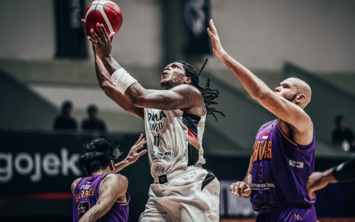 Jadwal lengkap liga basket IBL 2024 pekan ke-18 berlangsung minggu ini, 26-30 Juni. (Foto: IBL)