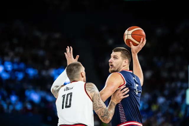 Nikola Jokic catatkan triple-double pertama di turnamen basket Olimpiade 2024. (Foto: FIBA)