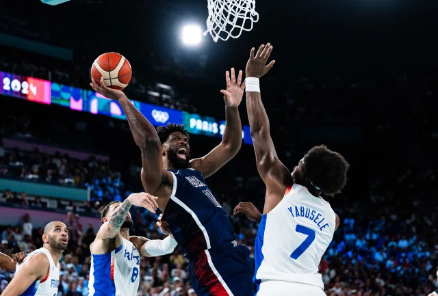 Pertahankan gelar juara, Amerika Serikat (AS) sukses pertegas dominasinya di Paris dengan meraih medali emas Olimpiade 2024. (Foto: FIBA)