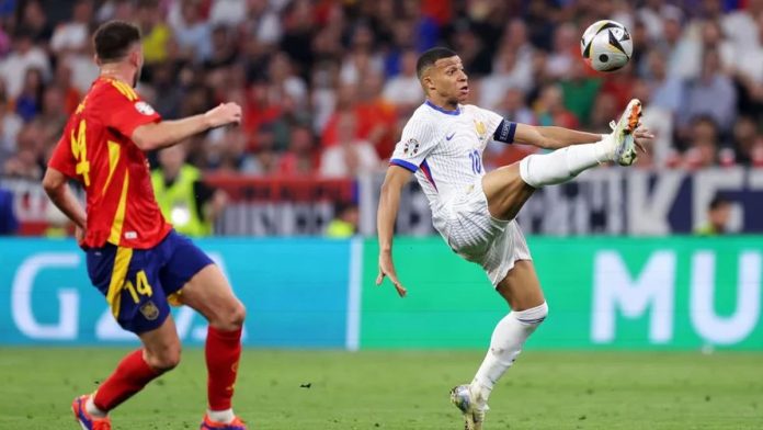 Prancis vs Italia (Foto: uefa)