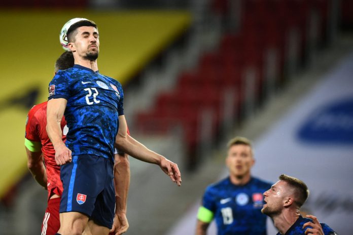 Slovakia vs Azerbaijan (Foto: AFP/Vladimir Simicek)