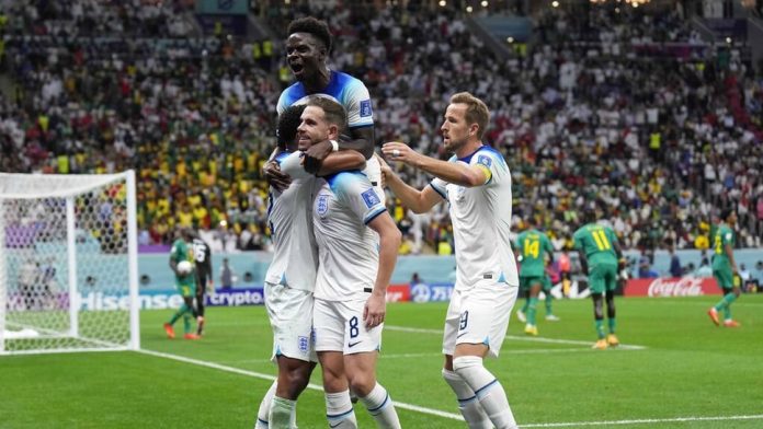 Republik Irlandia vs Inggris (Foto: AP/Hassan Ammar)