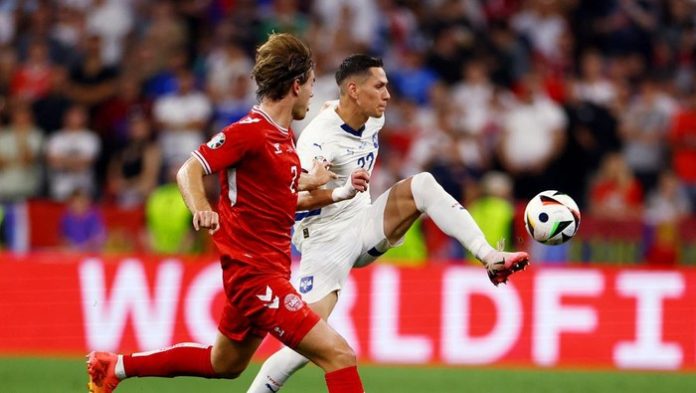 Denmark vs Serbia (Foto: Reuters/Leonhard Simon)