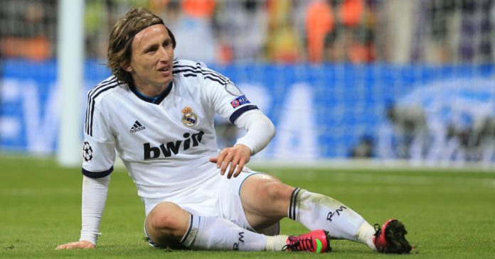 Pemain Real Madrid Luka Modric saat semifinal Liga Champions melawan Borussia Dortmund di Santiago Bernabeu, Madrid, 30 April 2013. © Gambar PA